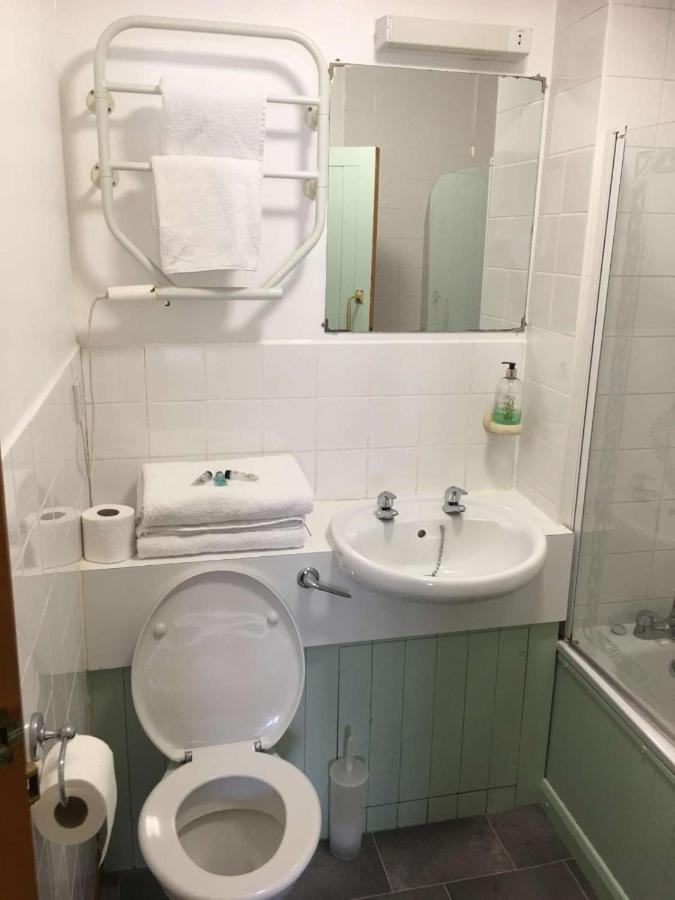 The White Horse Inn Barton  Екстер'єр фото